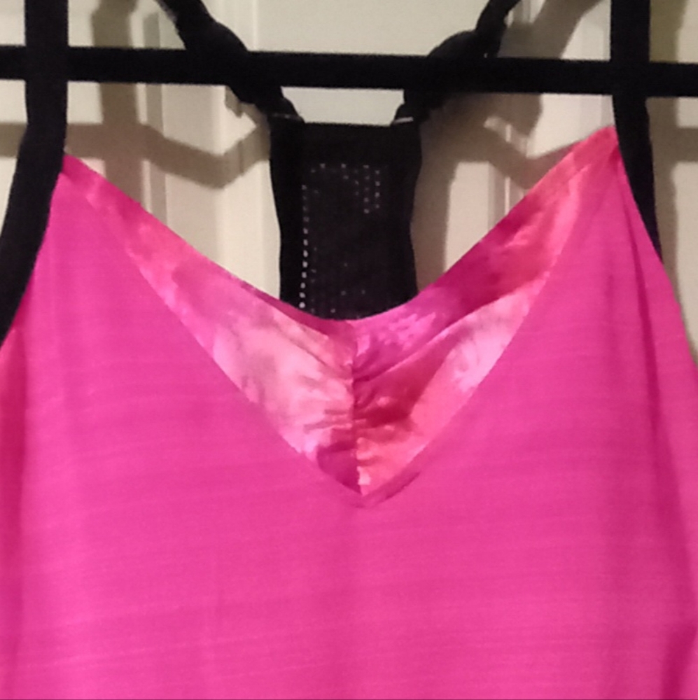 Womens 2 piece bathing suite.